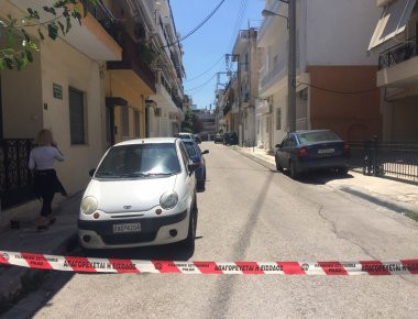 Άγριος φόνος στο Περιστέρι: Oι κατηγορίες που απαγγέλθηκαν στον ψυχοπαθή δολοφόνο